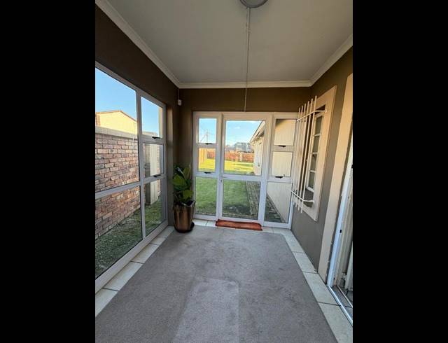 3 BEDROOM PROPERTY TO RENT IN DALPARK EXT 1